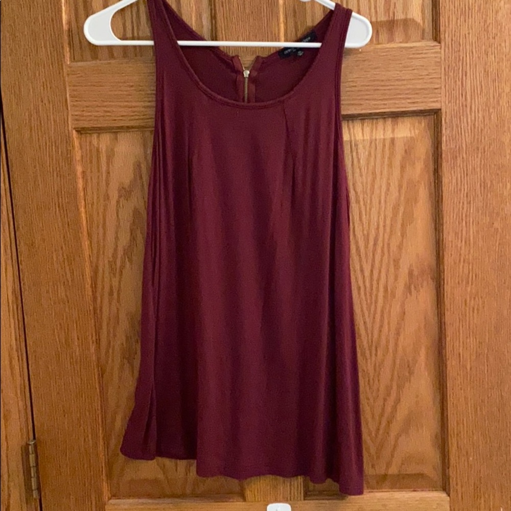 Maroon tank top
